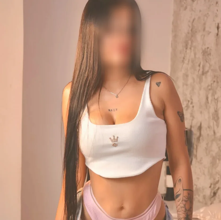 Amalie, 23