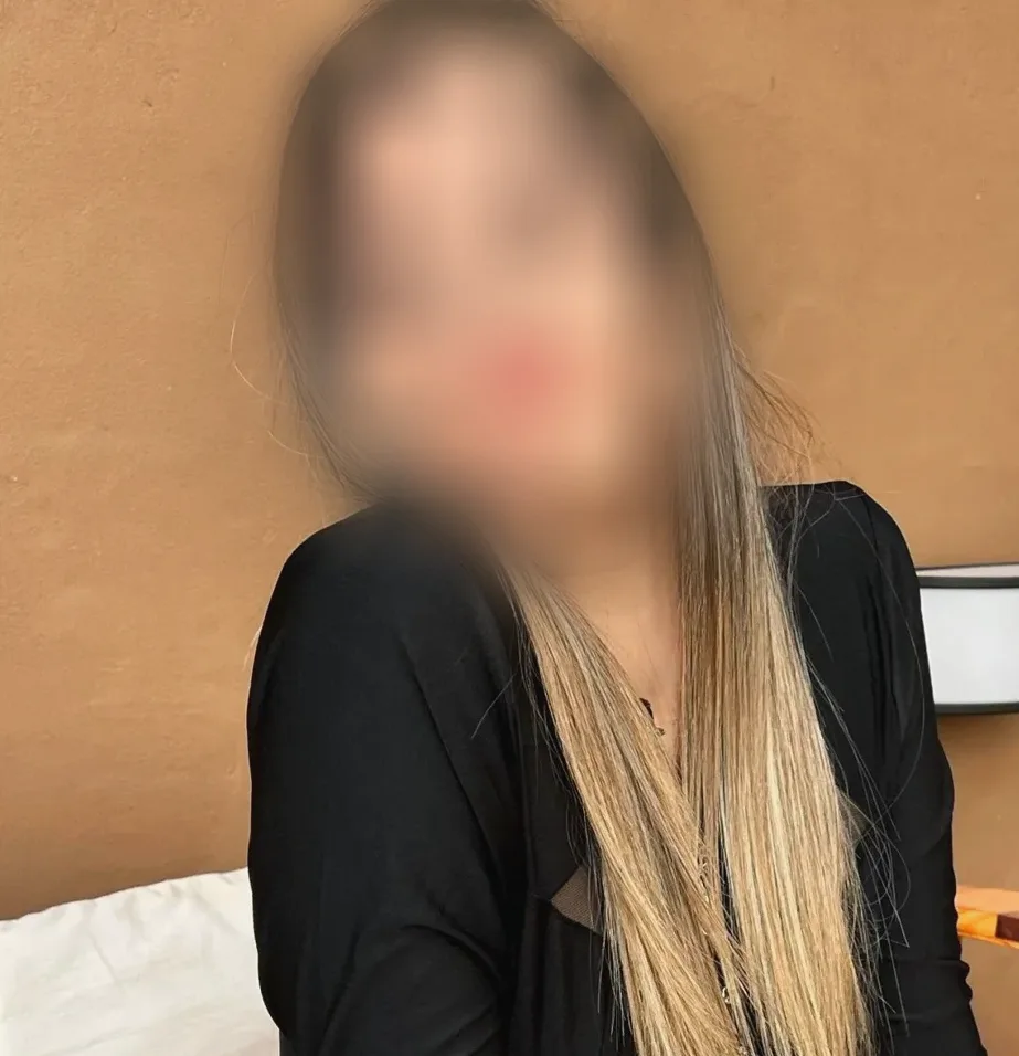 Anne, 28