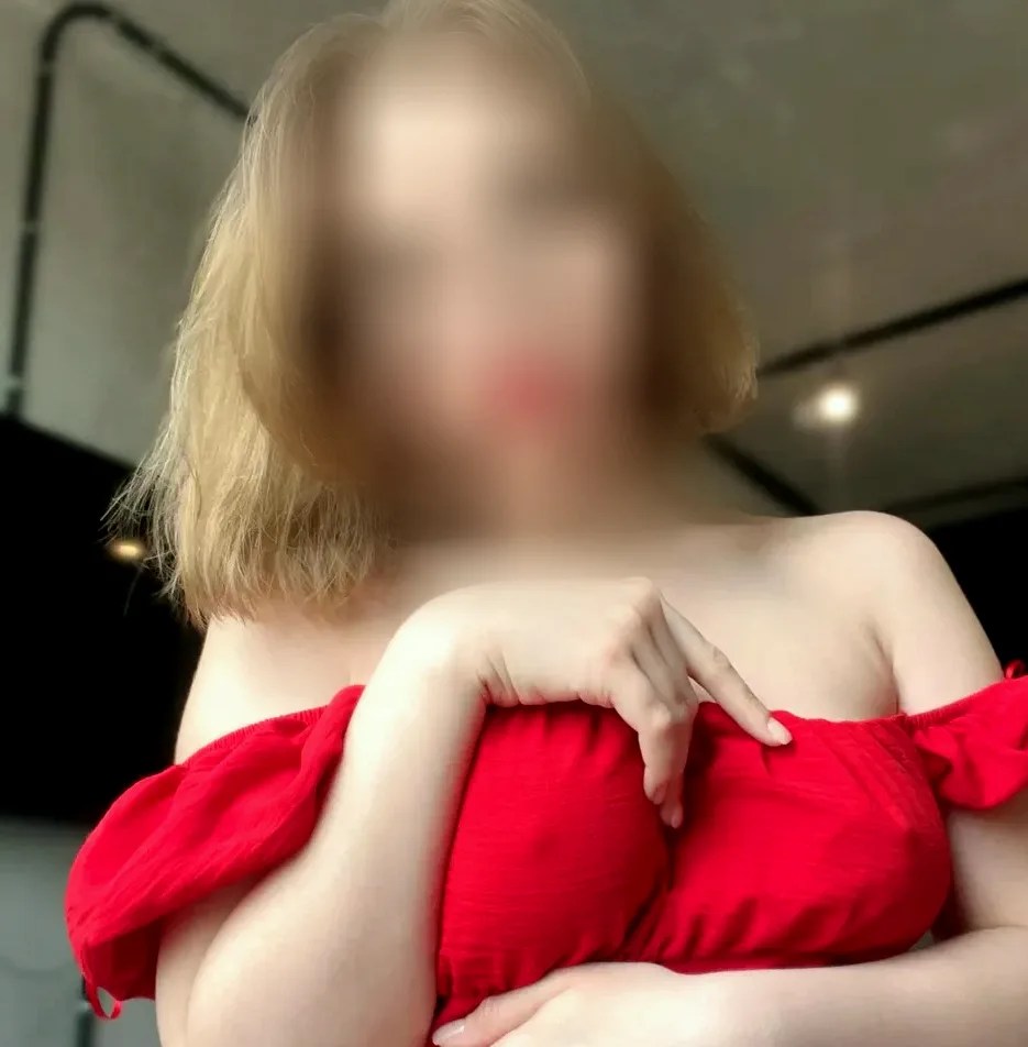 Thea, 20