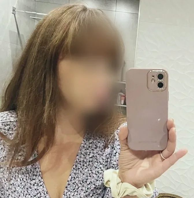 Winnie, 34